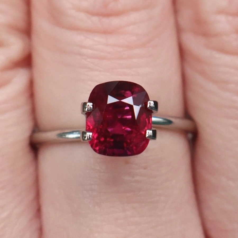 Pigeon's Blood Ruby 2.36ct, Burma (Myanmar) with Certificate