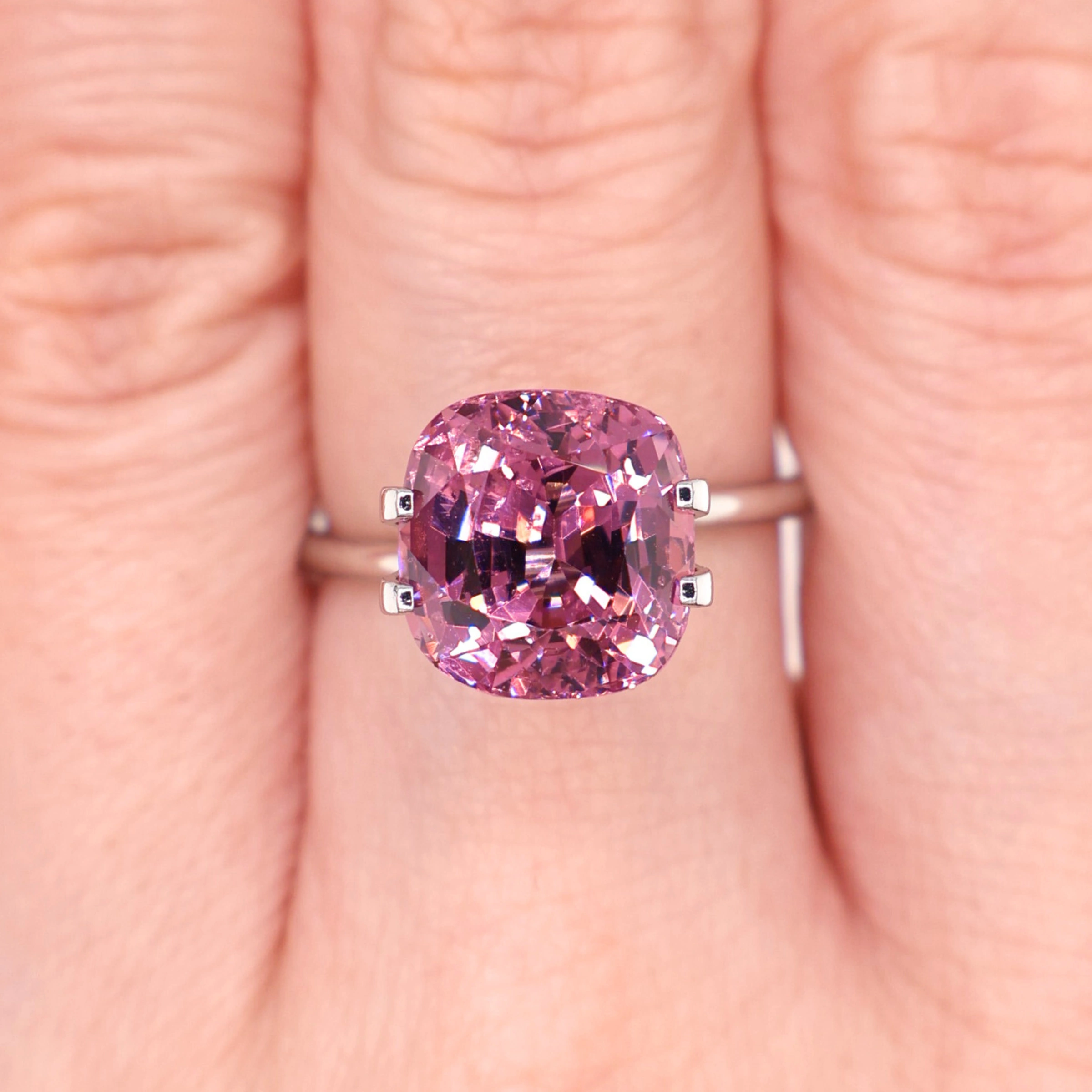 Pinkish Purple Spinel 5.66ct, Burma (Myanmar) with Certificate