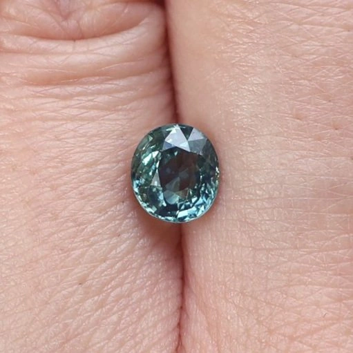 Teal Oval Sapphire 1.04ct, Madagascar