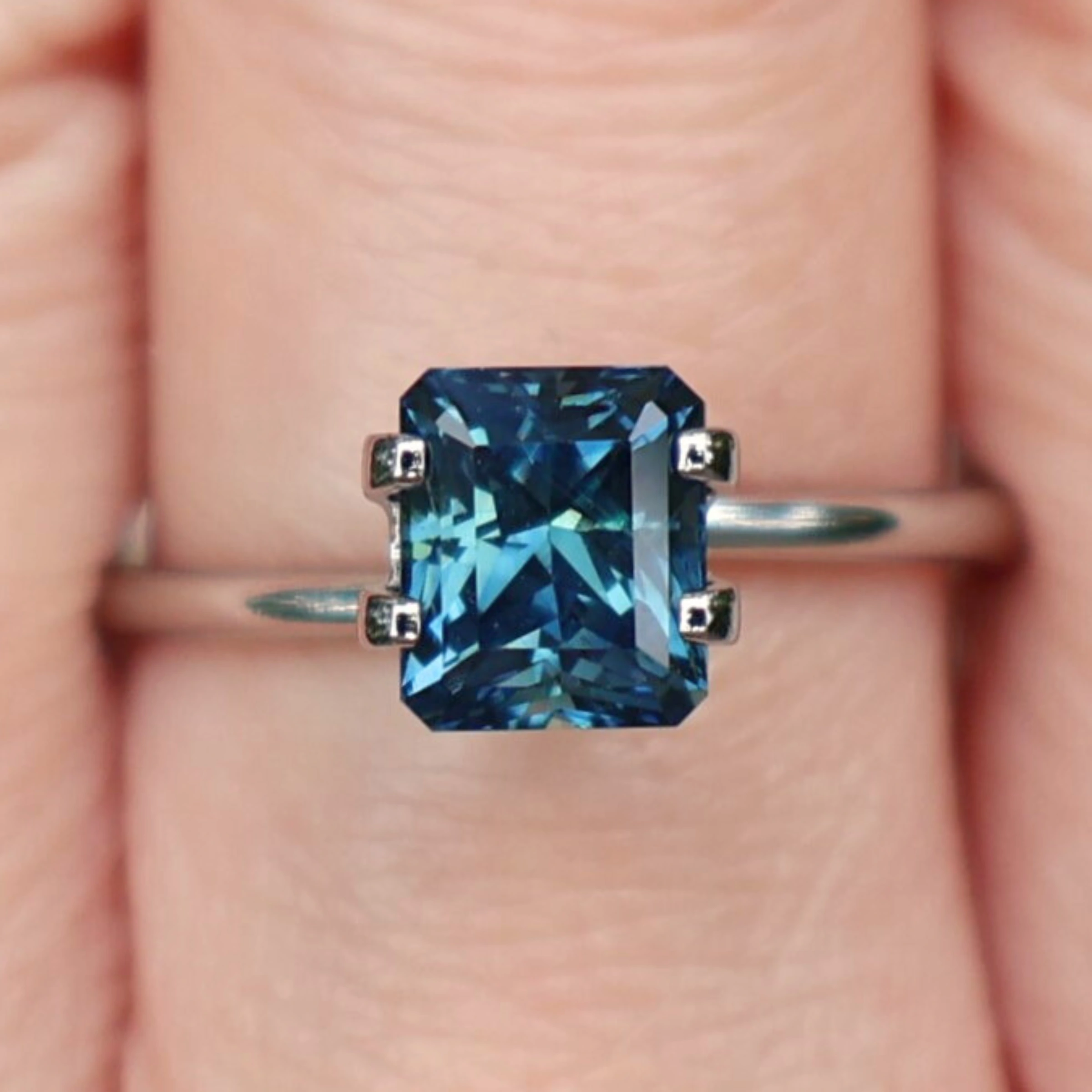 Teal Sapphire 2ct, Madagascar