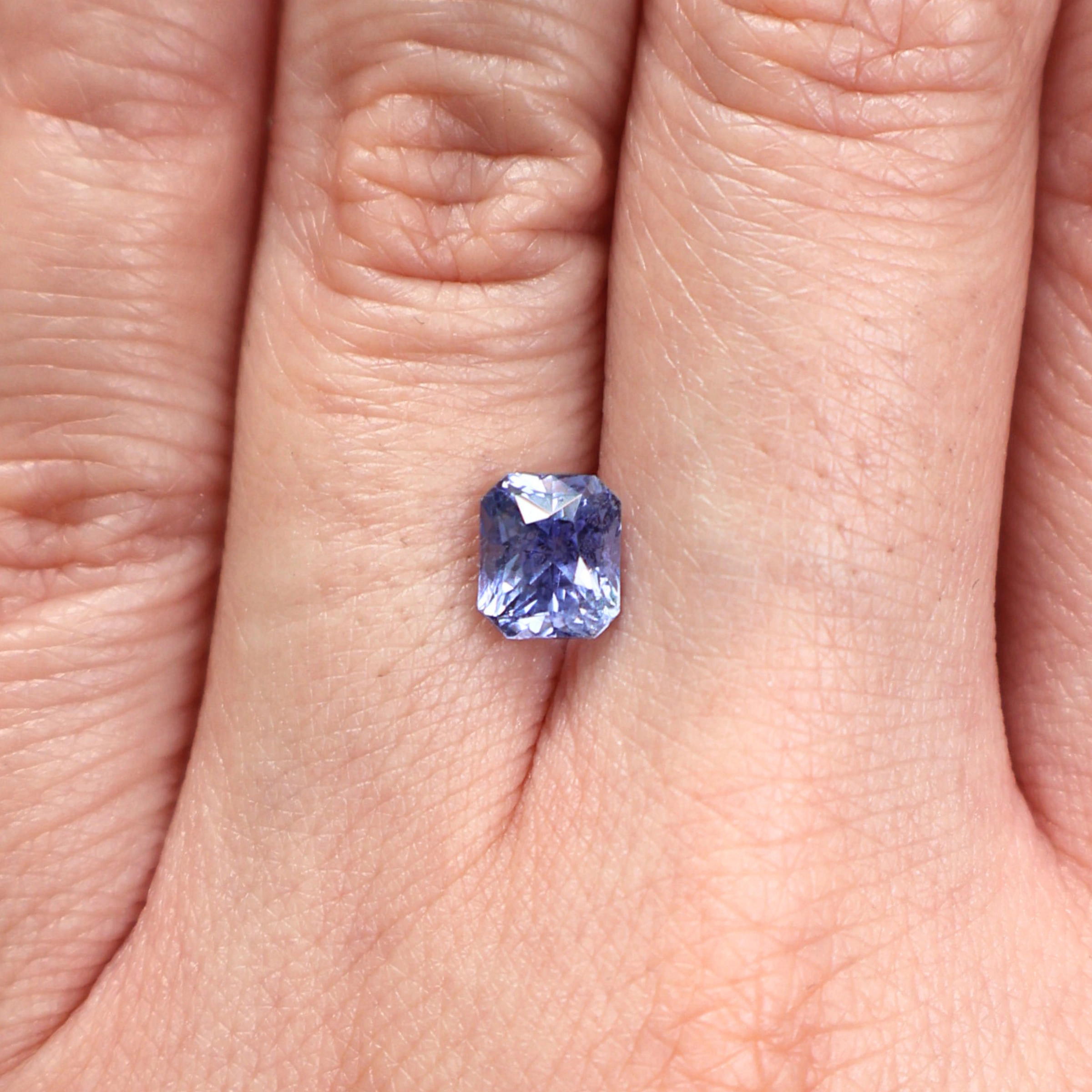 Violetish Blue Sapphire, Sri Lanka 1.58ct